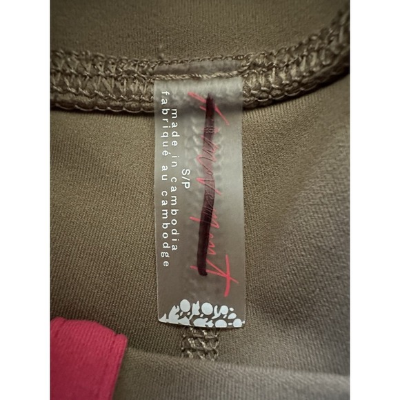 Free People Movement High Rise Biker‎ Shorts Brown Striped Side Panel NEW Size S - Picture 5 of 7